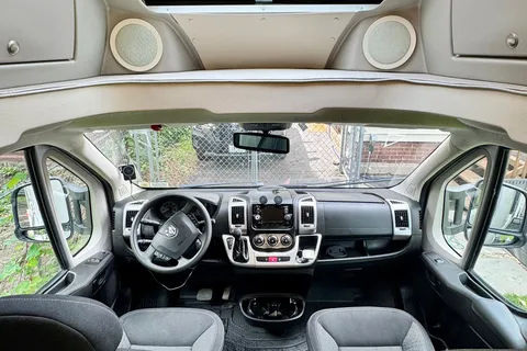 Itasca Viva! 23L — European Chic on Wheels, Ultimate Gas-Sipping, Couple’s Getaway, Class B+