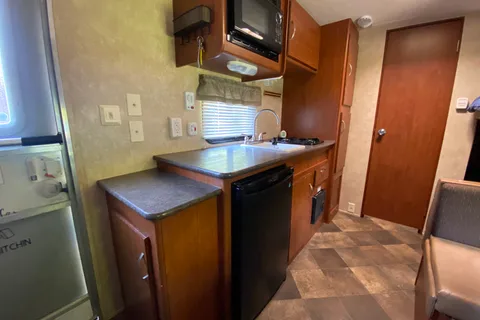 Michael's Forest River Salem Cruise Lite Travel Trailer
