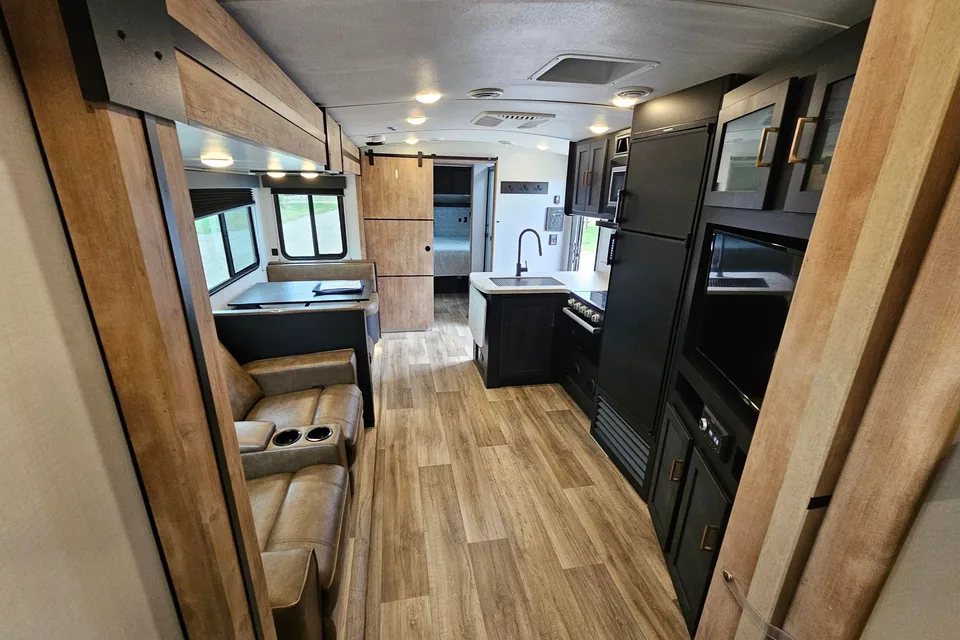 Chris's Keystone Outback ultra lite 291UBH Travel Trailer