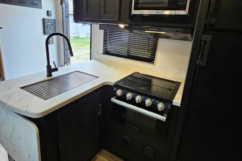 Chris's Keystone Outback ultra lite 291UBH Travel Trailer