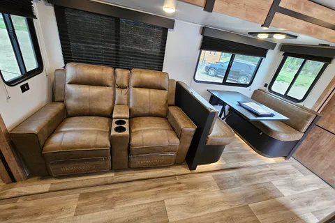 Chris's Keystone Outback ultra lite 291UBH Travel Trailer