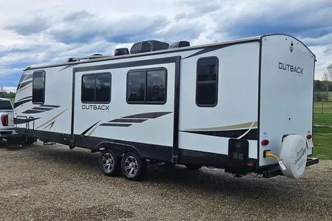 Chris's Keystone Outback ultra lite 291UBH Travel Trailer
