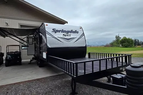 Mako's Springdale SRT211 Toy Hauler