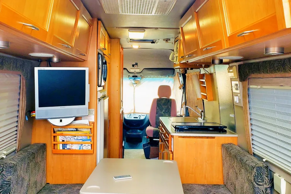 MERCEDES SPRINTER,  "FREE SPIRIT".