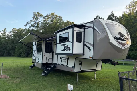 Miles and Smiles - Forest River Wildwood Heritage Glenn 378FL Fifth Wheel