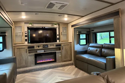 Miles and Smiles - Forest River Wildwood Heritage Glenn 378FL Fifth Wheel