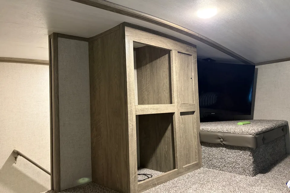 Miles and Smiles - Forest River Wildwood Heritage Glenn 378FL Fifth Wheel