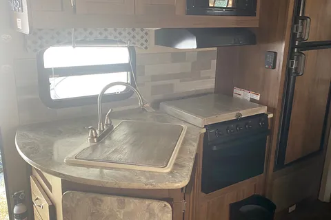 Steve's Gulf Stream Streamlite Travel Trailer