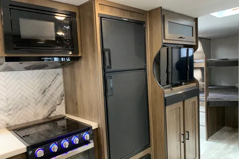 Michelle’s Prime Time Travel Trailer