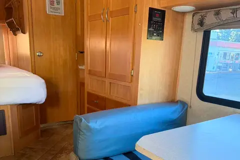 Fleet #C4 Mid-size Class C – Great Value for Larger Families (Sleeps 4 Adults, 2 Children)