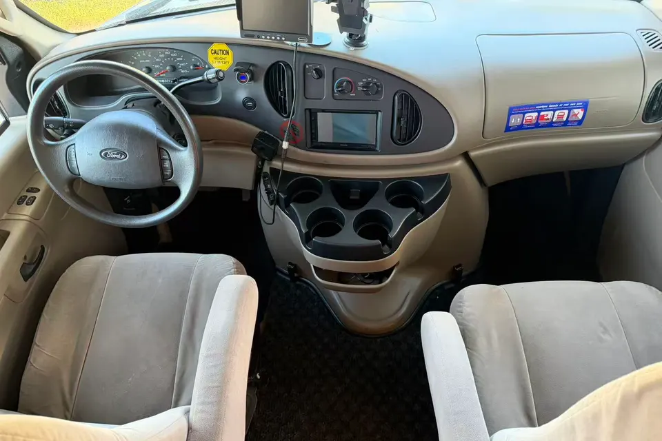 Fleet #C4 Mid-size Class C – Great Value for Larger Families (Sleeps 4 Adults, 2 Children)