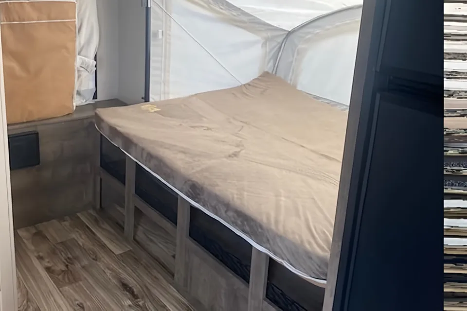 Al's Escape Trailer Industries 19 j Hybrid