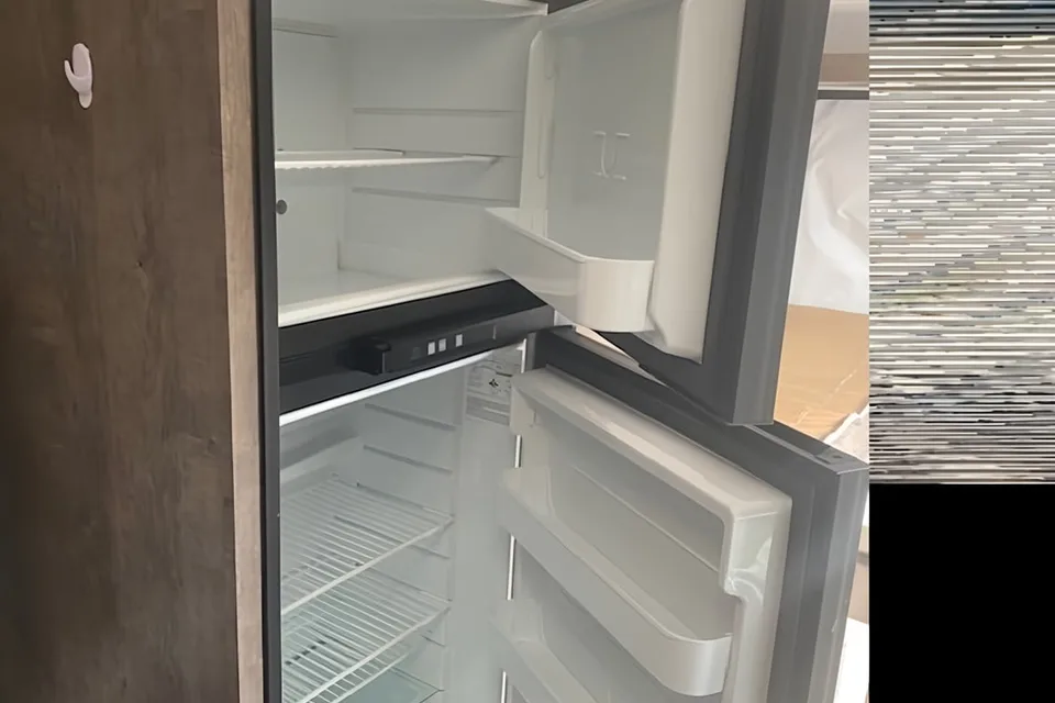 Al's Escape Trailer Industries 19 j Hybrid