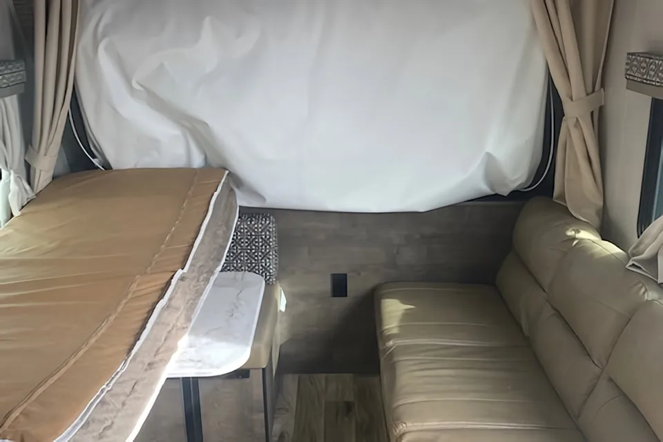 Al's Escape Trailer Industries 19 j Hybrid