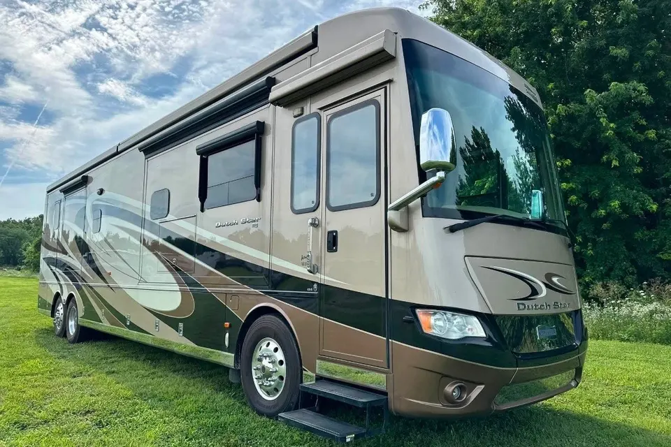 Newmar Dutch Star