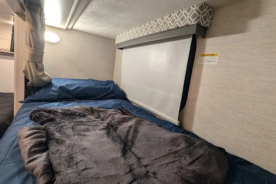 2024 Thor Coleman 31CM Bunkhouse - "The Adventure Wagon" (Sleeps 9!)