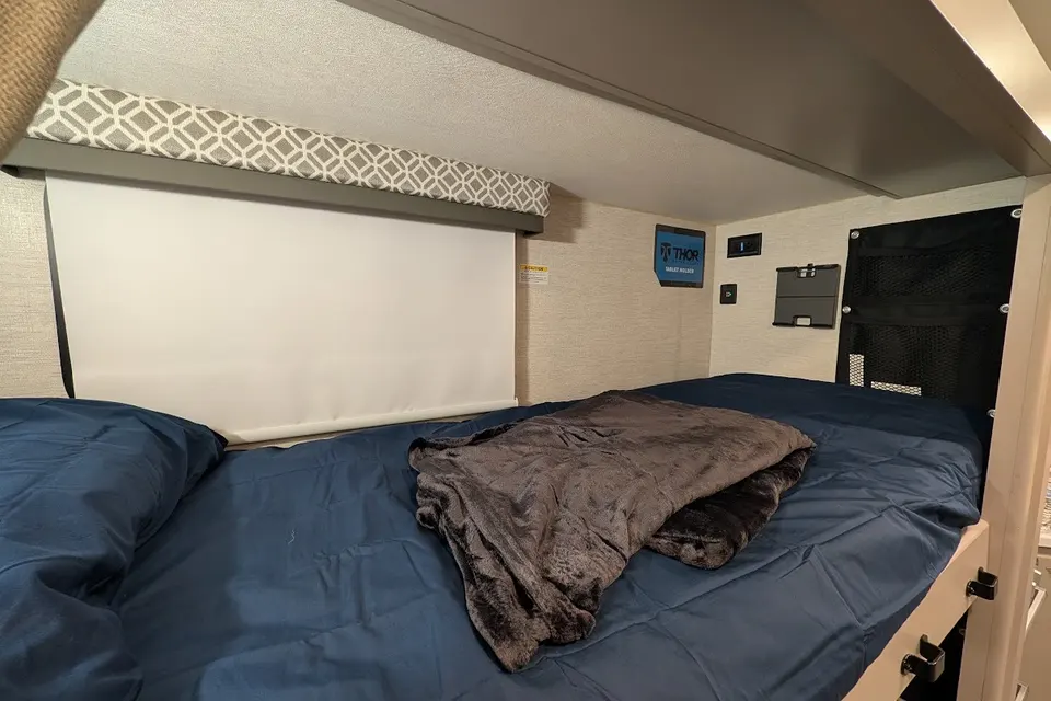 2024 Thor Coleman 31CM Bunkhouse - "The Adventure Wagon" (Sleeps 9!)