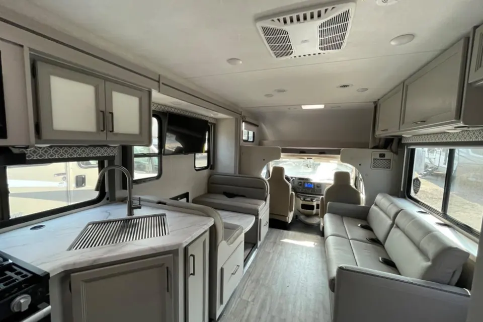 2024 Thor Coleman 31CM Bunkhouse - "The Adventure Wagon" (Sleeps 9!)