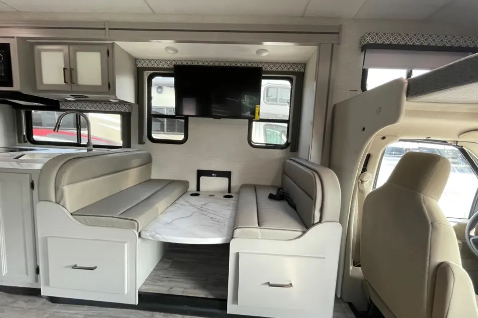 2024 Thor Coleman 31CM Bunkhouse - "The Adventure Wagon" (Sleeps 9!)
