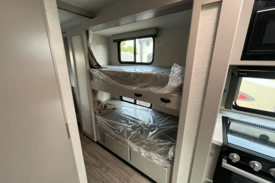 2024 Thor Coleman 31CM Bunkhouse - "The Adventure Wagon" (Sleeps 9!)