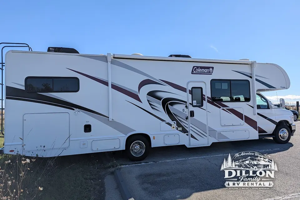 2024 Thor Coleman 31CM Bunkhouse - "The Adventure Wagon" (Sleeps 8 - 10)!)