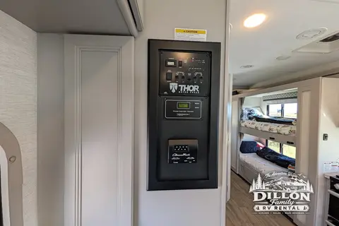 2024 Thor Coleman 31CM Bunkhouse - "The Adventure Wagon" (Sleeps 8 - 10)!)