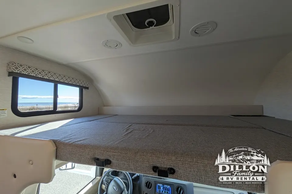 2024 Thor Coleman 31CM Bunkhouse - "The Adventure Wagon" (Sleeps 8 - 10)!)