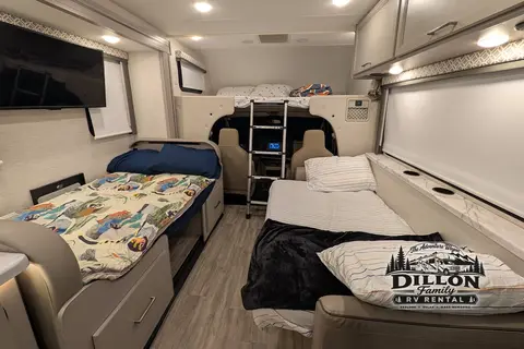 2024 Thor Coleman 31CM Bunkhouse - "The Adventure Wagon" (Sleeps 8 - 10)!)