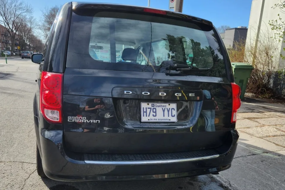Jowelle, notre dodge caravan aménagée ! L'aventure commence ici !