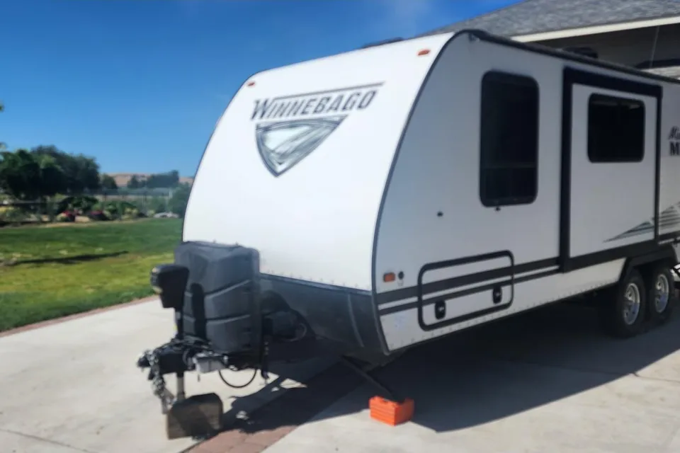 Winnebago Bunk House 2306BHS Travel Trailer