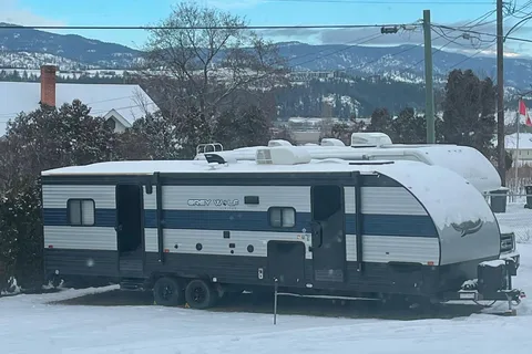 Weirs Grey wolf 27RR  Toy Hauler 