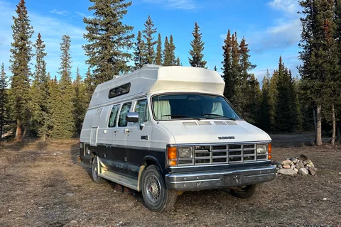 Harvie the Dodge B250