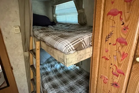 Ukee Wildwood Travel Trailer