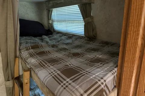 Ukee Wildwood Travel Trailer