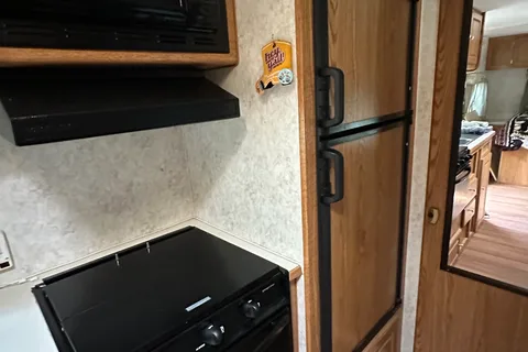 Ukee Wildwood Travel Trailer