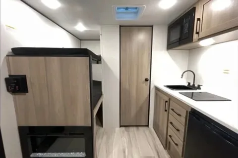 Coleman 13b