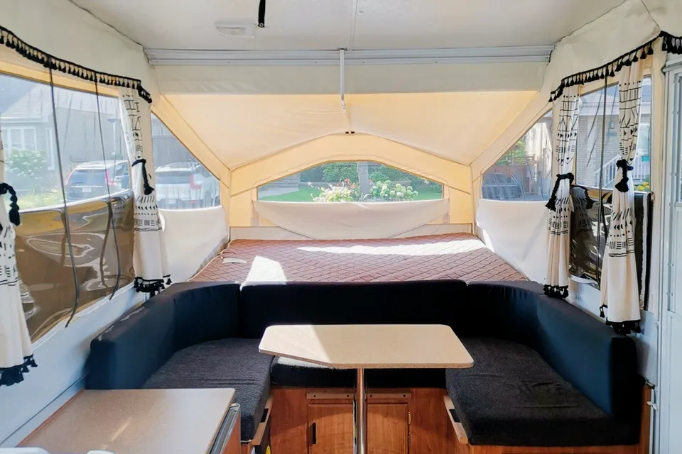 Joyce's Rockwood Freedom 2270 Tent Trailer