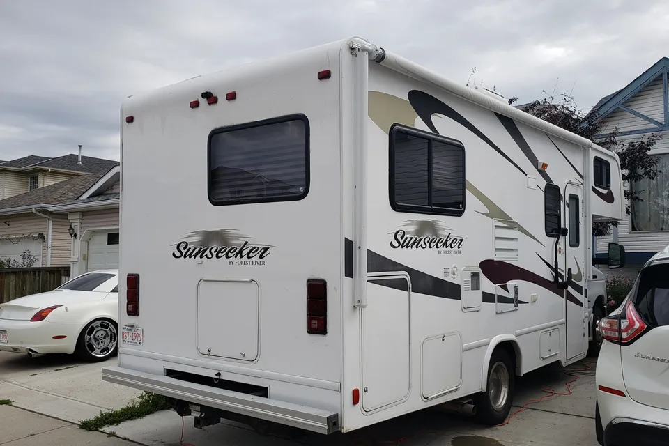 Ford E-450 Sunseekers 23'