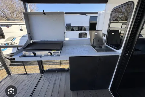 Luxury Camping with Patio!