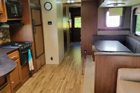 Michael 's Heartland Prowler 32BHS Travel Trailer