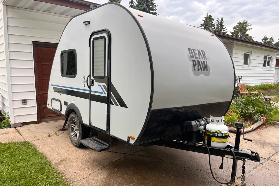 Bear Paw Micro Trailer (pickup in south Edmonton or Sherwood Park)