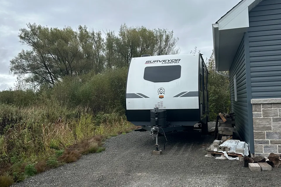 Amanda's Forest River Surveyor 19BHE Travel Trailer