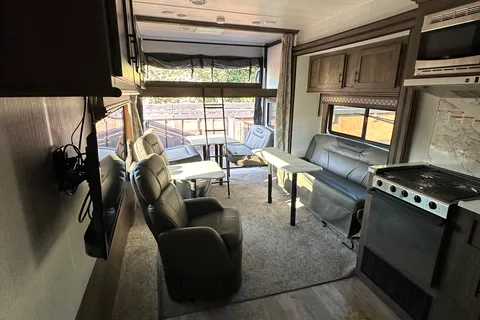 Forest River 2022 Toy Hauler