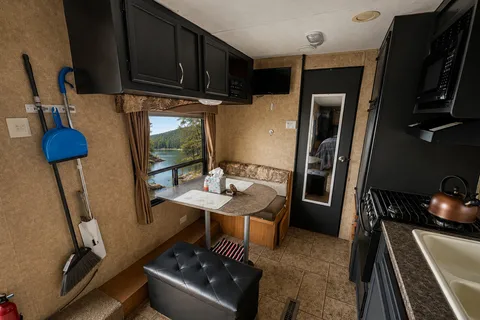 Cozy Jayco JayFlight