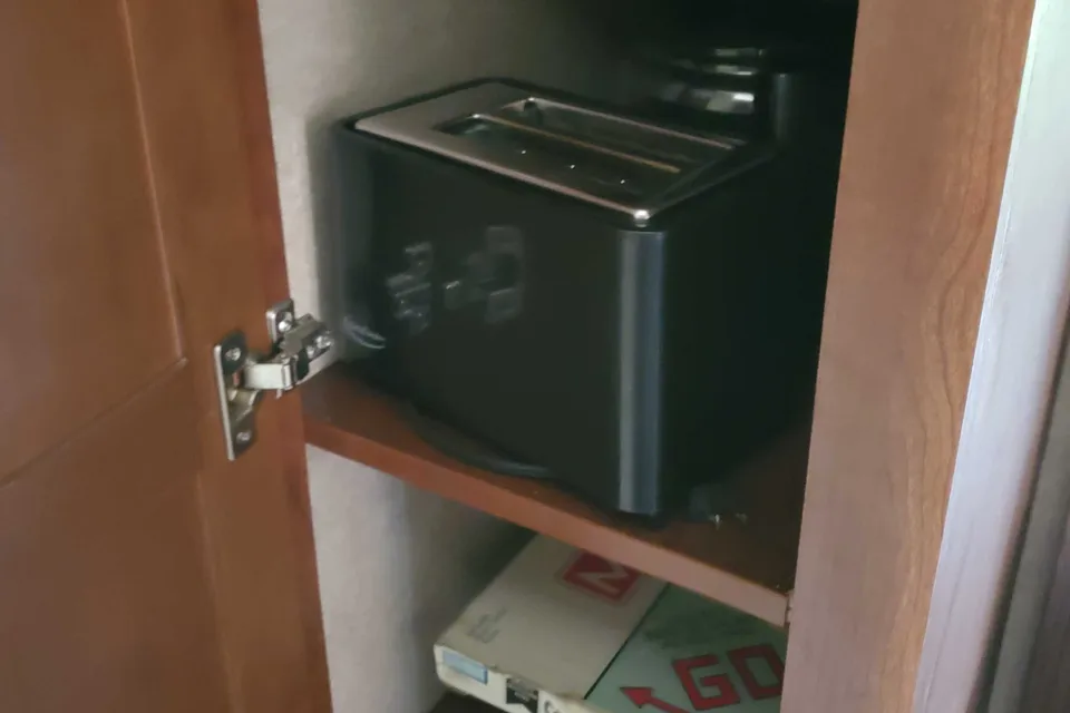 Large Unit- Great for Any "Glamper"