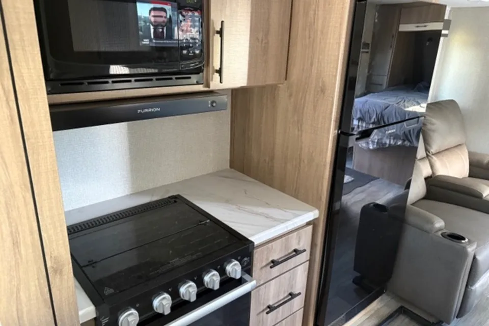 John's Grand Design Imagine 22MLE Travel Trailer