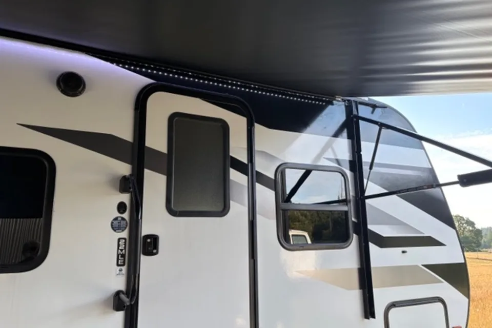 John's Grand Design Imagine 22MLE Travel Trailer