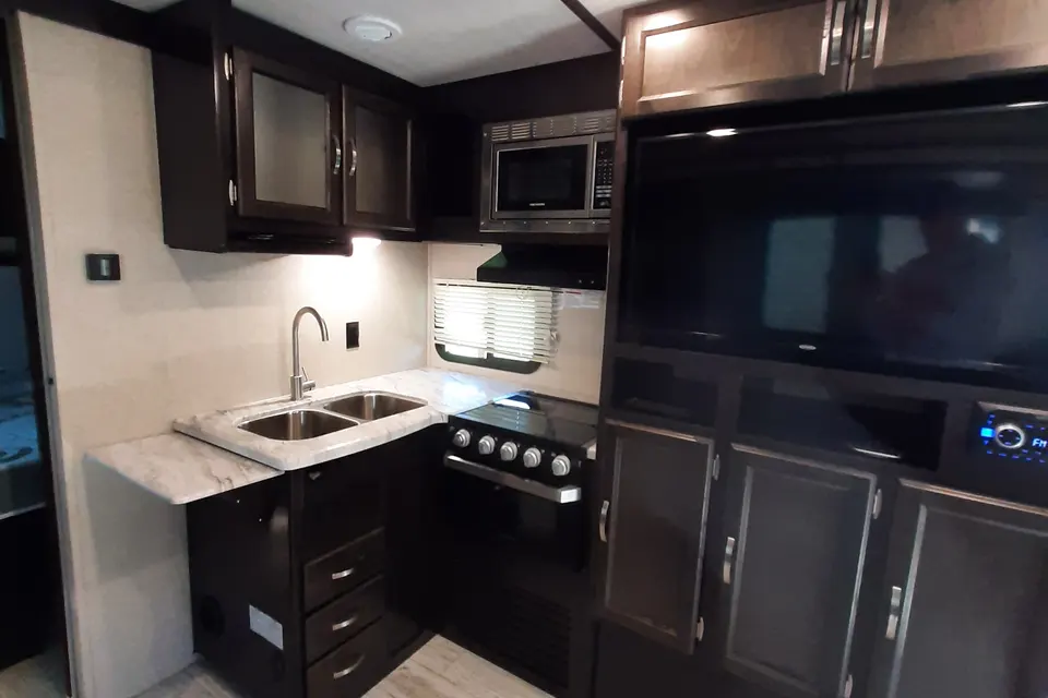Coachmen Northern Spirit Travel Trailer