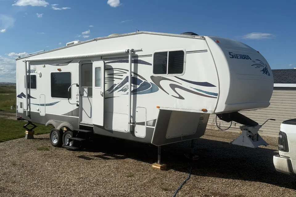 Tony's Forest River Sierra Fifth Wheel