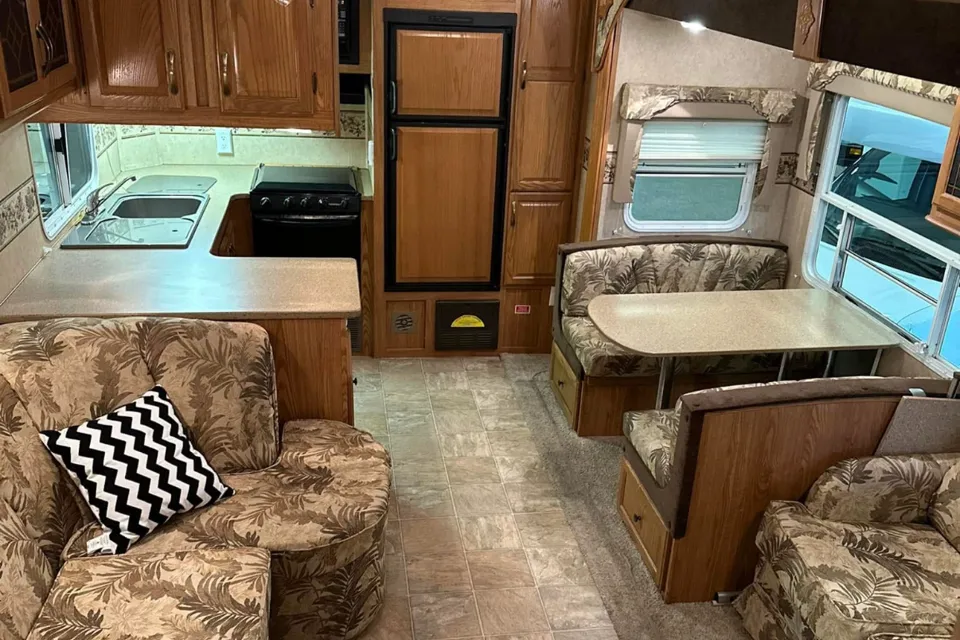 Tony's Forest River Sierra Fifth Wheel